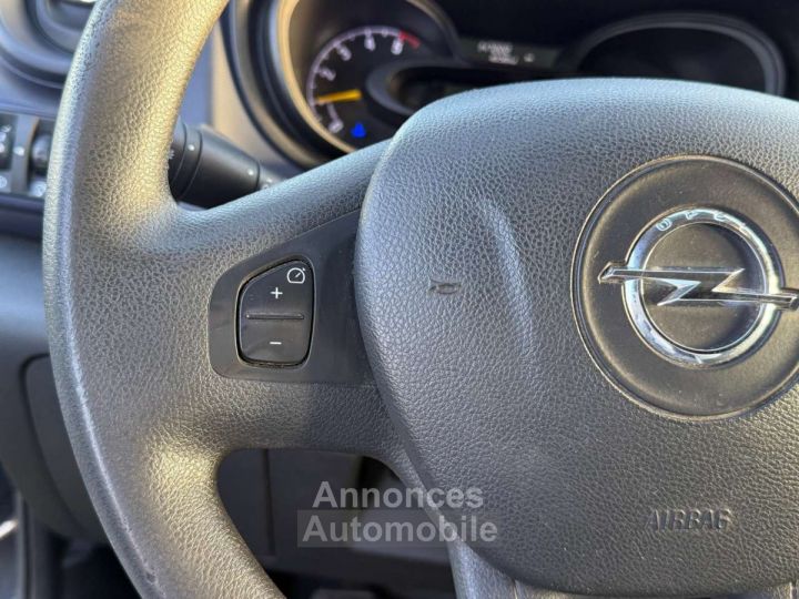 Opel Vivaro L2H1 3 sièges Galerie de toit - - 17