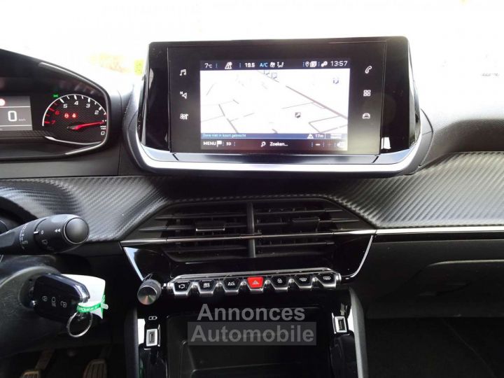 Peugeot 2008 1.2 PureTech Active | CARPLAY, TREKHAAK, CAMERA - 17