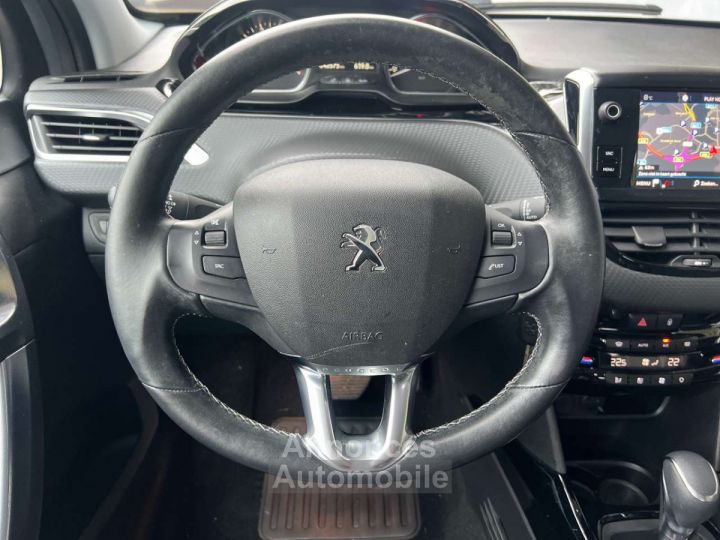 Peugeot 2008 1.2 PureTech Allure S 110cv Automatique 6vit - 21