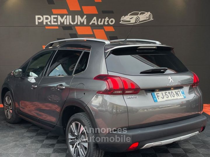 Peugeot 2008 1.2i 130 cv Crit'air 1 Allure Gris Platinium Boite Automatique Caméra de recul Climatisation Ct Ok 2027 - 3