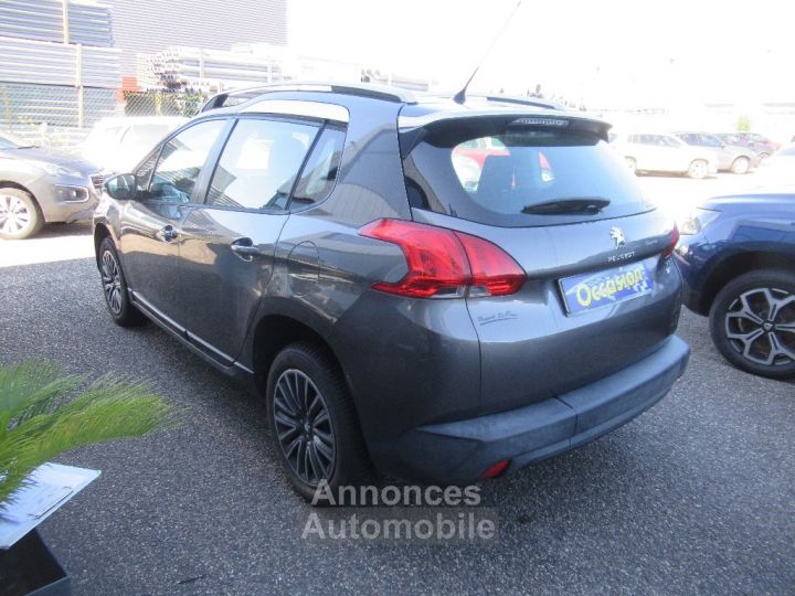 Peugeot 2008 1.6 e-HDi 92ch Clim/Regulateur de Vitesse - 6