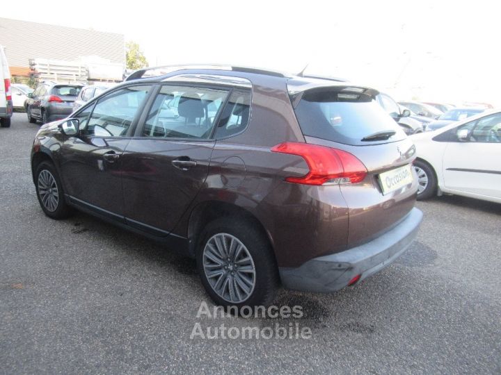 Peugeot 2008 1.6 e-HDi 92ch FAP BVM5 Active - 6