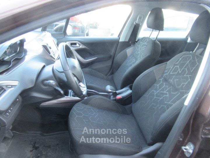 Peugeot 2008 1.6 e-HDi 92ch FAP BVM5 Active - 9