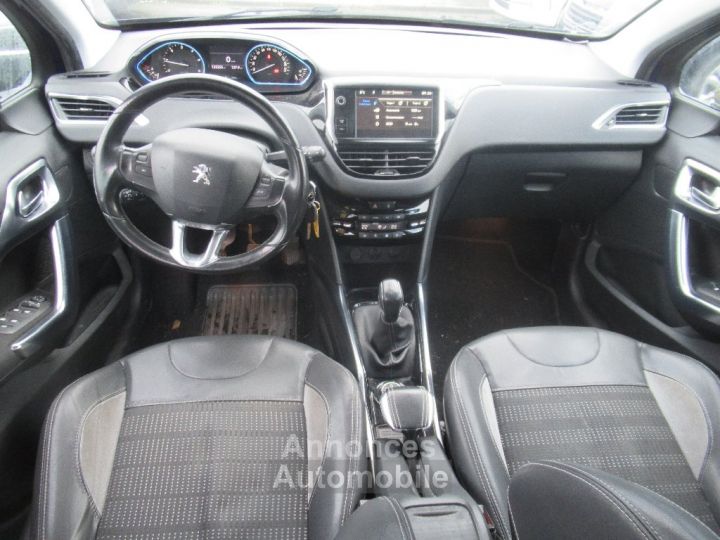 Peugeot 2008 1.6 e-HDi 92ch FAP BVM5 Allure - 9