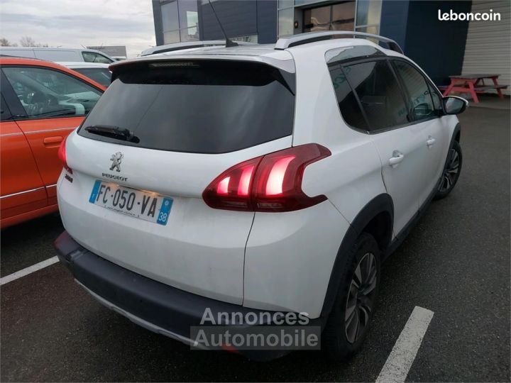 Peugeot 2008 1.6 hdi 100cv Allure - 3