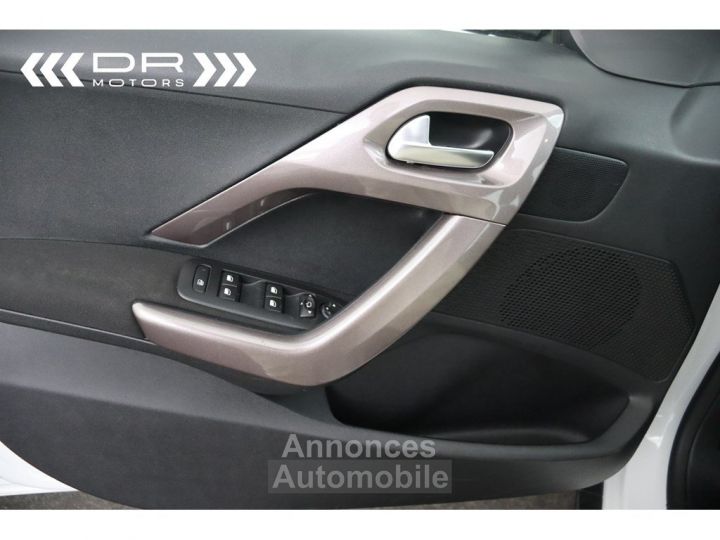 Peugeot 2008 NAVI - BLUETOOTH TOPSTAAT - 31