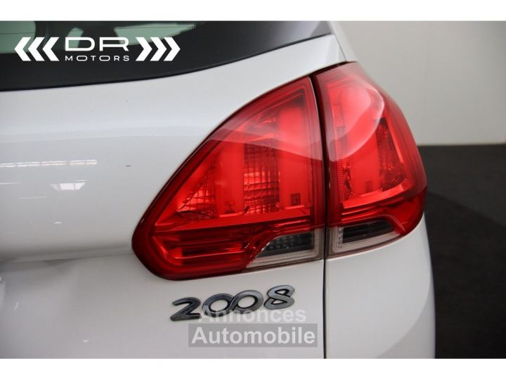 Peugeot 2008 NAVI - BLUETOOTH TOPSTAAT - 33