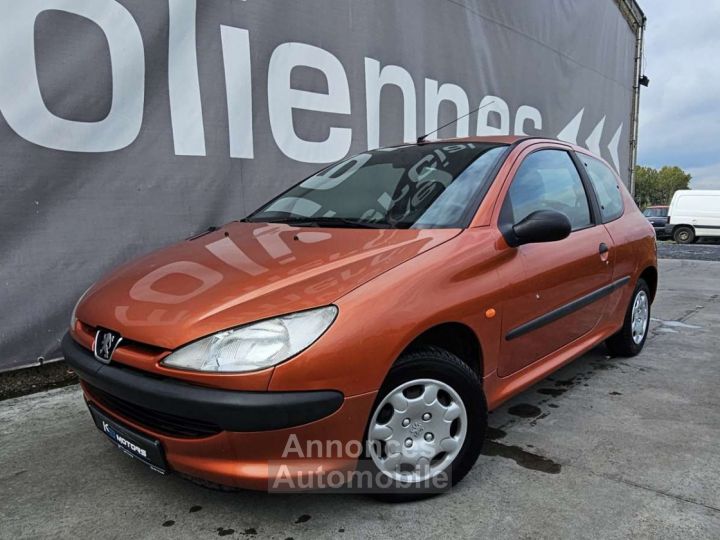 Peugeot 206 1.1i XN - 1