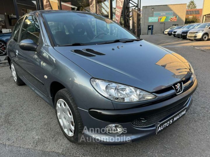 Peugeot 206 1.4i Facelift -3 Portes -Climatisation -Garantie - 4