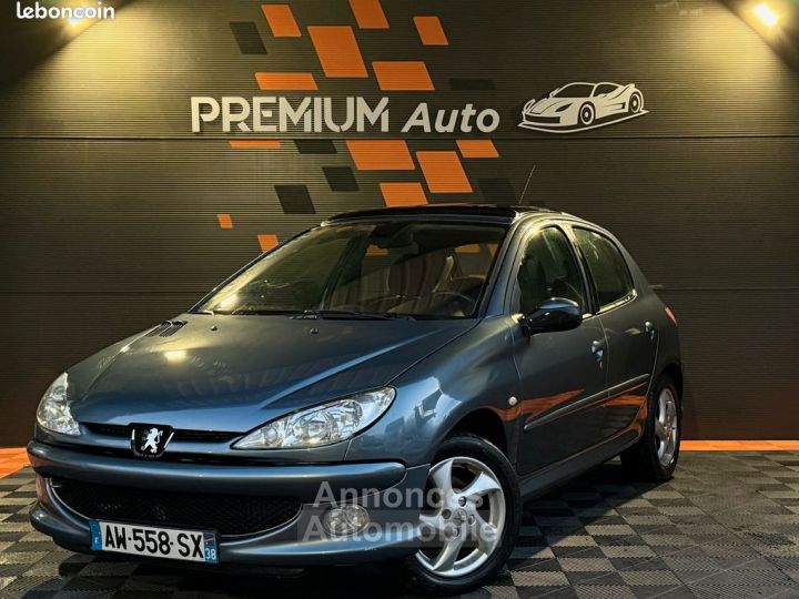 Peugeot 206 1.6 Hdi 110 Cv Trendy Toit Panoramique Climatisation Entretien Ok Ct 2026 - 1