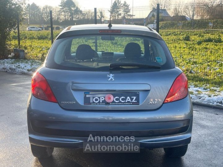 Peugeot 207 1.4 ESS 75CH TRENDY 5 PORTES - 124.000km - CLIM - GARANTIE - 7