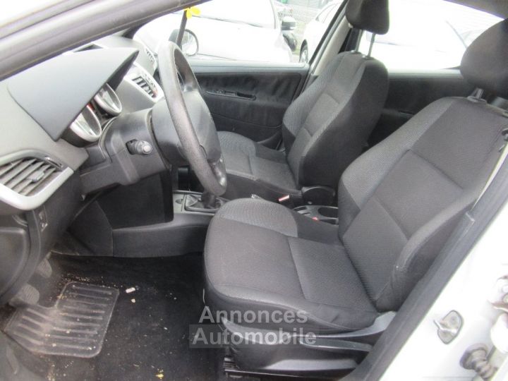 Peugeot 207 1.4 HDi 70ch Climatisation - 10