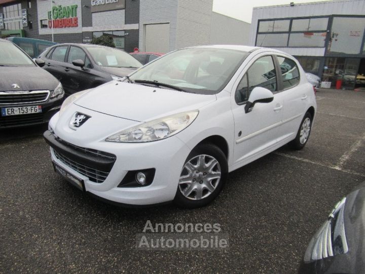 Peugeot 207 1.6 HDi 92ch BLUE LION  - 1