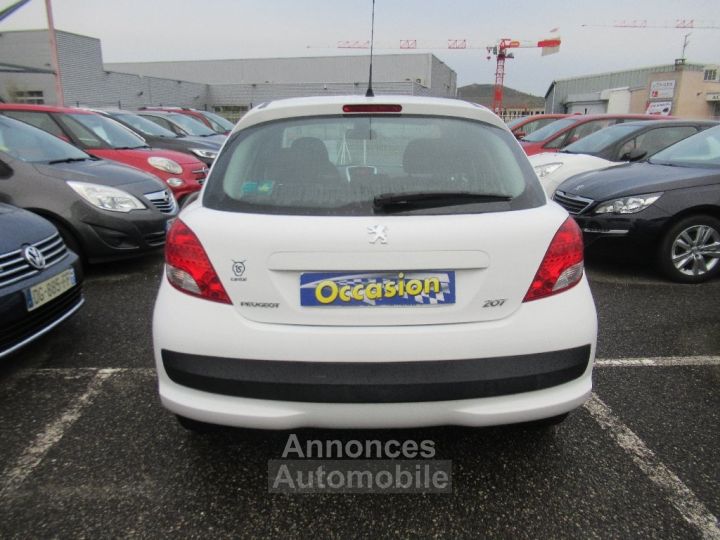 Peugeot 207 1.6 HDi 92ch BLUE LION  - 5