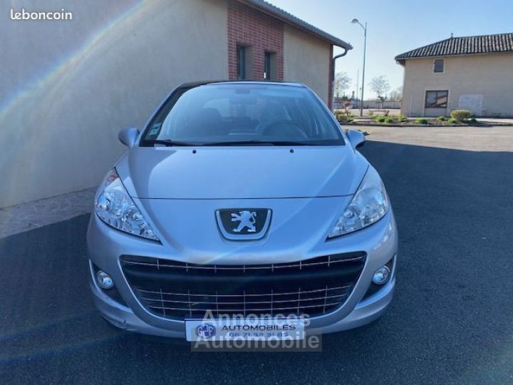 Peugeot 207 1.6 VTi 120ch Allure A - 2