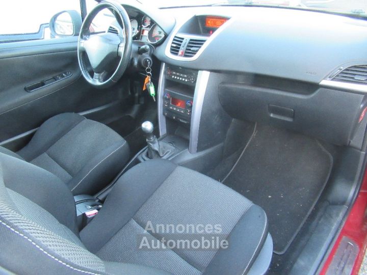 Peugeot 207 CC 1.6 VTi 16V 120ch  - 10