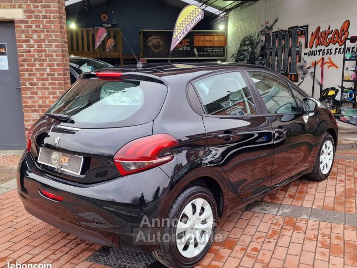 Peugeot 208 1.0 essence 68ch 5 portes - 2