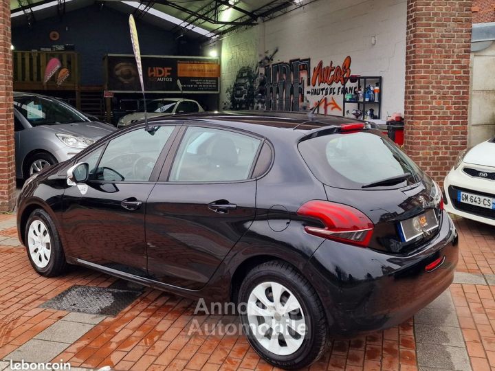 Peugeot 208 1.0 essence 68ch 5 portes - 4