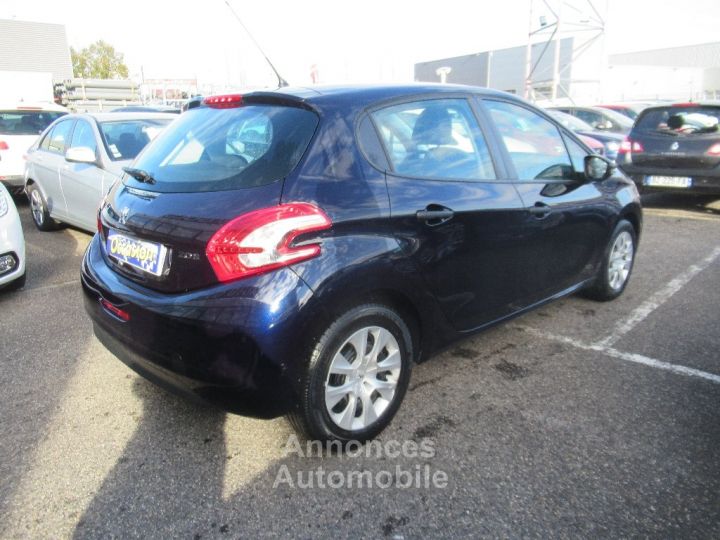 Peugeot 208 1.0 VTi 68ch BVM5 Access - 4