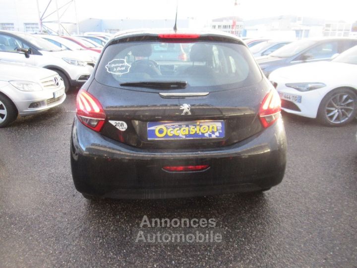 Peugeot 208 1.2  82ch SetS BVM5 LIKE - 5