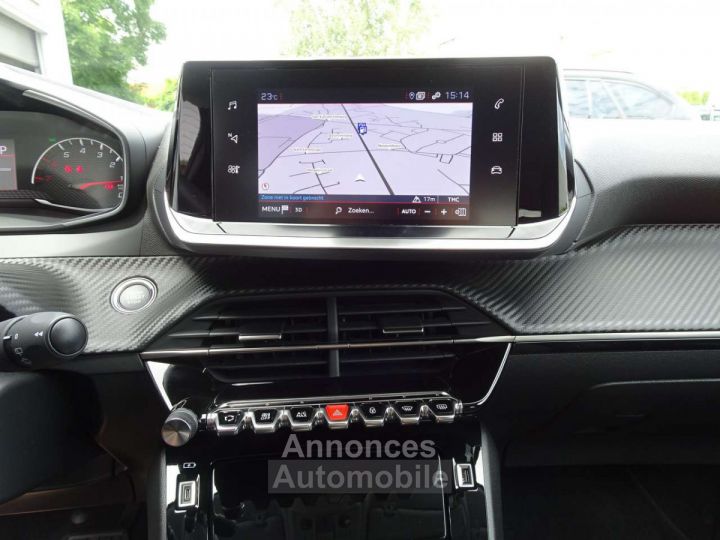 Peugeot 208 1.2i 5d. Allure CARPLAY,CAMERA,NAV,CRUISE,FULL LED - 12