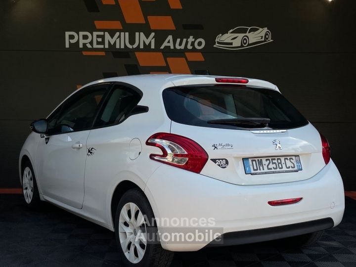 Peugeot 208 1.2i 70 Cv Like Climatisation Régulateur de vitesse Entretien Ok Crit'Air 1 Ct 2026 - 4