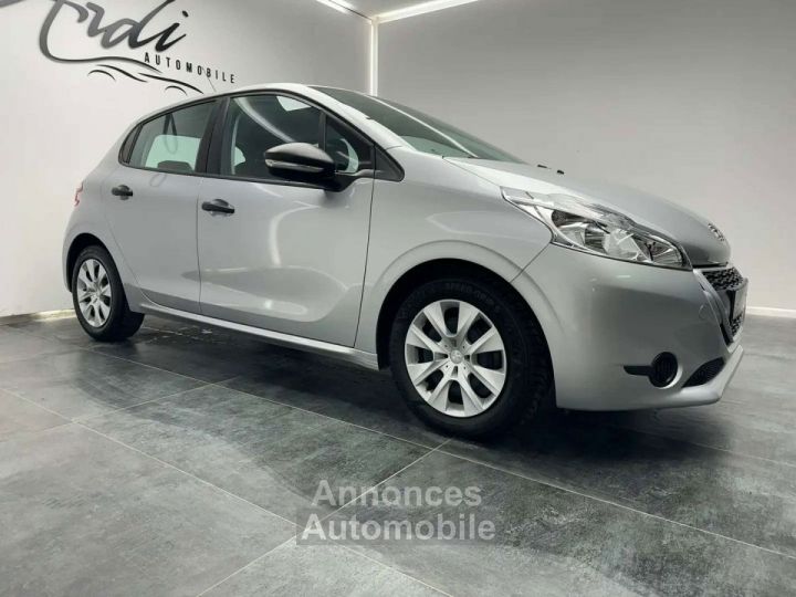 Peugeot 208 1.2i GARANTIE 12 MOIS 1er PROPRIETAIRE - 11