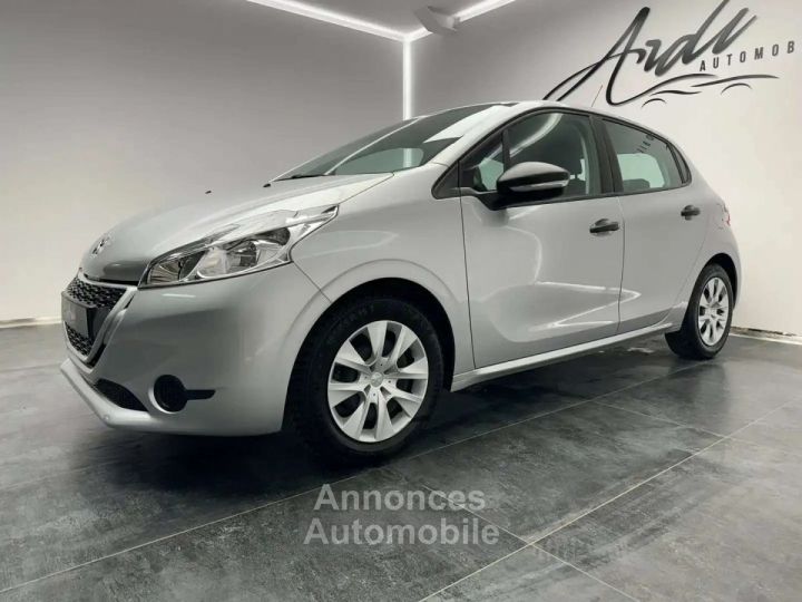 Peugeot 208 1.2i GARANTIE 12 MOIS 1er PROPRIETAIRE - 13