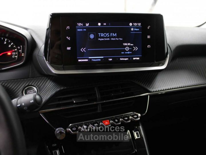 Peugeot 208 1.2i PureTech ~ Led CarPlay Airco Top Deal - 15