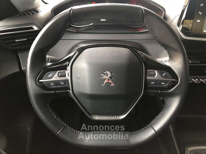 Peugeot 208 1.2i PureTech Style( clim pdc Appel CarPlay ect) - 24