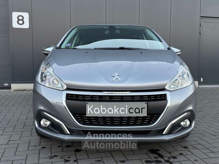 Peugeot 208 1.2i Signature -- LED NAVI GARANTIE 12 MOIS - 2