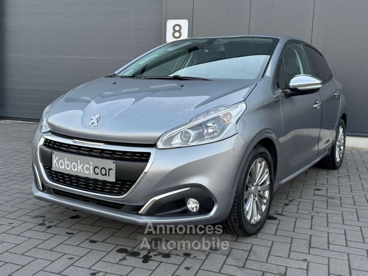 Peugeot 208 1.2i Signature -- LED NAVI GARANTIE 12 MOIS - 3