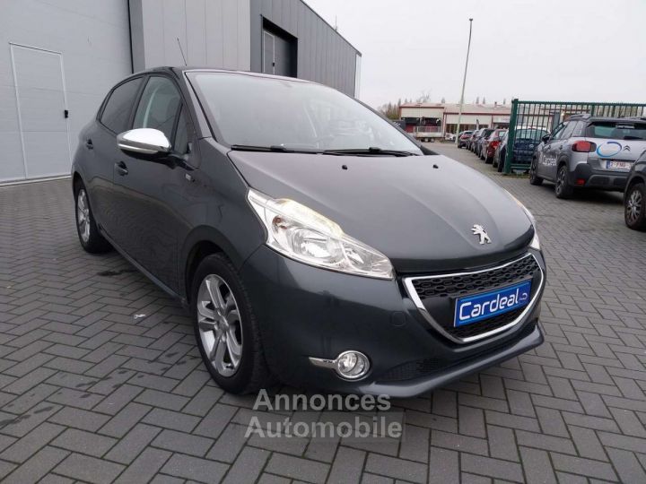 Peugeot 208 1.2i Style-GPS-AIRCO-BLUETOOTH-GARANTIE.12.MOIS- - 1