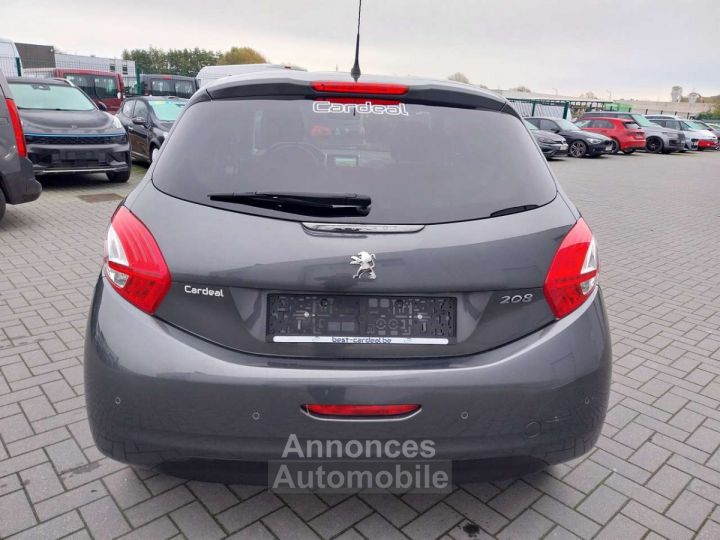 Peugeot 208 1.2i Style-GPS-AIRCO-BLUETOOTH-GARANTIE.12.MOIS- - 6