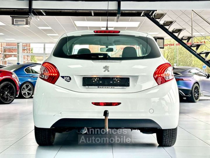 Peugeot 208 1.4 HDi 68cv 5P Série Like - 5