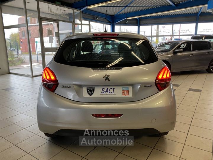 Peugeot 208 1.6 BlueHDi 75ch Active 5p - 6