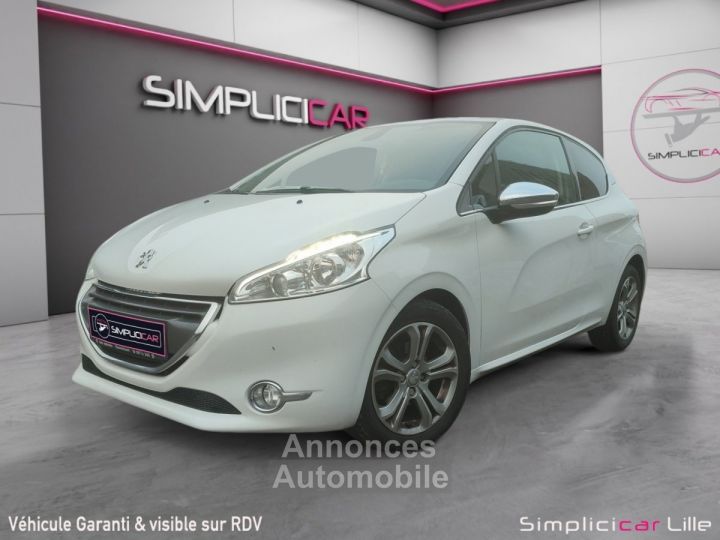 Peugeot 208 1.6 e-HDi 115ch FAP BVM6 Féline - 3