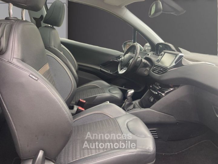 Peugeot 208 1.6 e-HDi 92ch FAP BVM5 Féline - 8