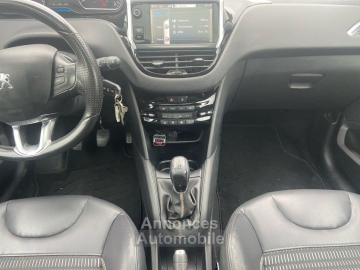 Peugeot 208 1.6 e-HDi 92ch FAP BVM5 Féline - 12