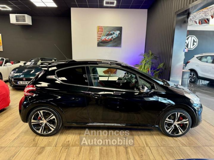 Peugeot 208 1.6 THP 200 GTI 3P - 7