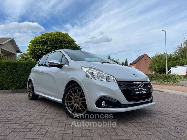 Peugeot 208 1.6 THP GTi - 2