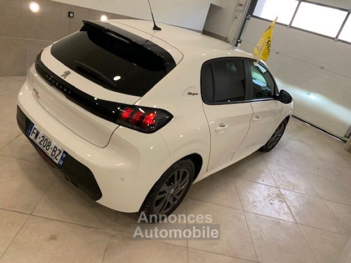 Peugeot 208 II 1.5 BLUEHDI 100CV S&S STYLE - 10