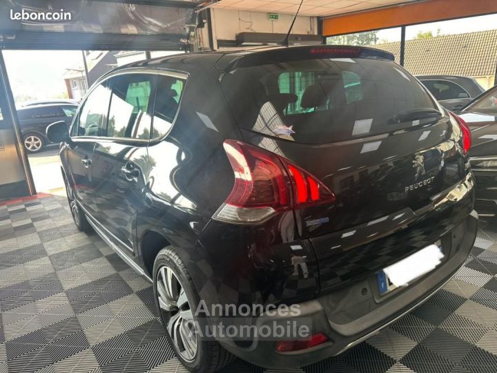 Peugeot 3008 1.6 BHDI Style - 4