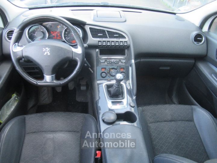 Peugeot 3008 1.6 BlueHDi 120ch SetS BVM6 Allure - 7