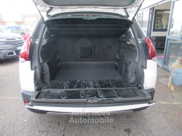 Peugeot 3008 1.6 BlueHDi 120ch SetS BVM6 Allure - 10