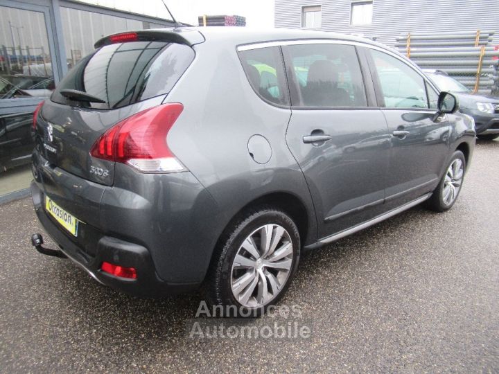 Peugeot 3008 1.6 HDi 115ch FAP BVM6 Style - 4