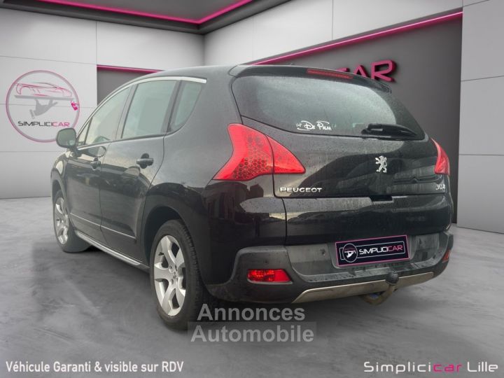 Peugeot 3008 1.6 HDi 16V 110ch FAP BMP6 Féline AVEC ATTELAGE - 7