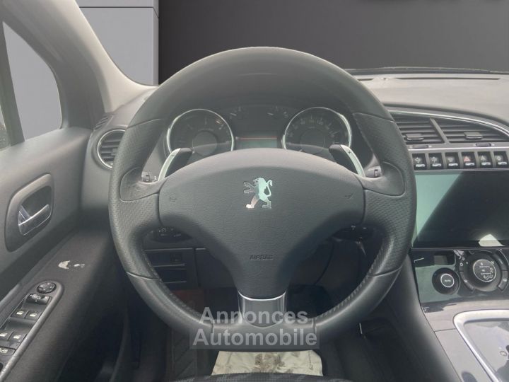 Peugeot 3008 1.6 HDi 16V 110ch FAP BMP6 Féline AVEC ATTELAGE - 14