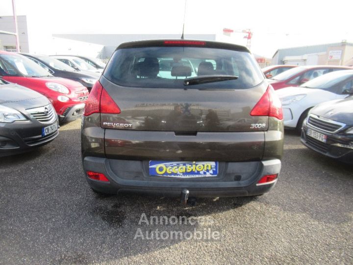 Peugeot 3008 1.6 HDi 16V 112ch Active - 5