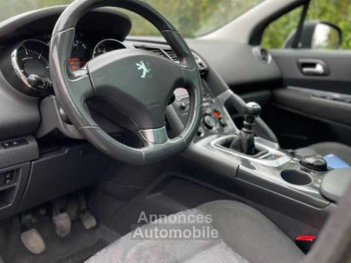 Peugeot 3008 1.6 HDI110CH PREMIUM PACK TOIT PANO/ GARANTIE - 9